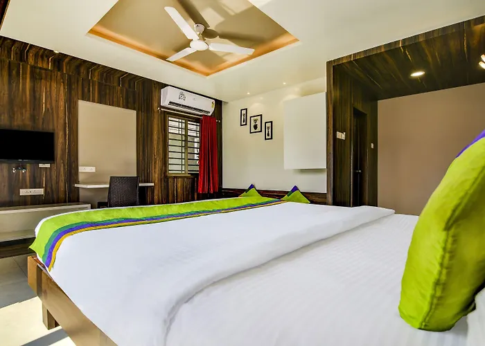 Treebo Shree Sai Suites - 2Km From Mahalaxmi Temple