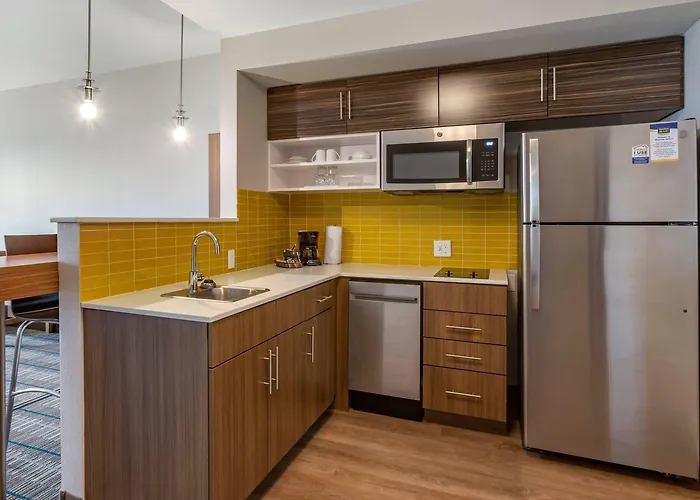 Mainstay Suites Carlsbad South