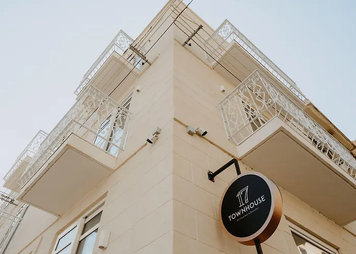 Townhouse17 Boutique Bed & Breakfast