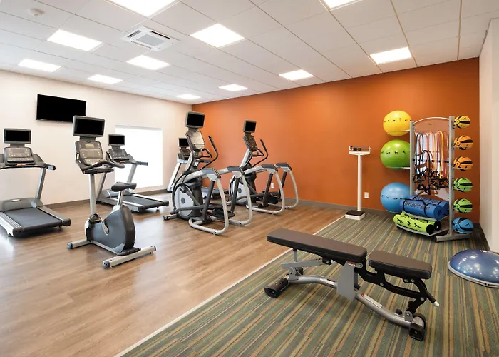 Holiday Inn Express & Suites Ft Myers Beach-Sanibel Gateway By Ihg