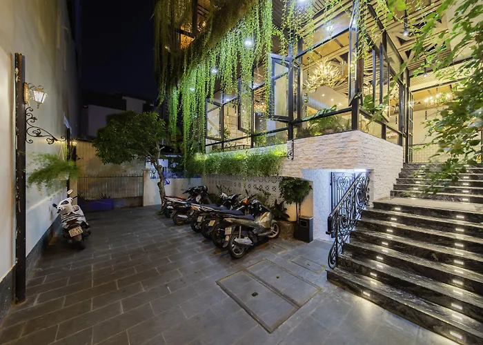 Aaron Boutique Hotel