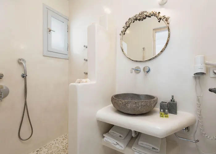 Santorita Suites