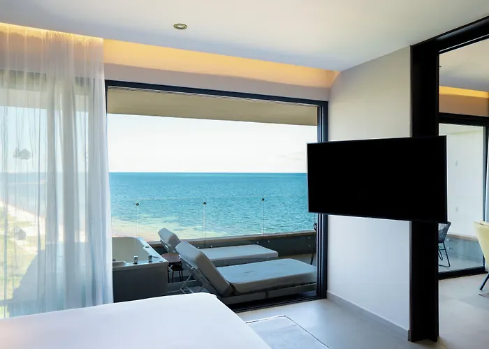 The Fives Oceanfront