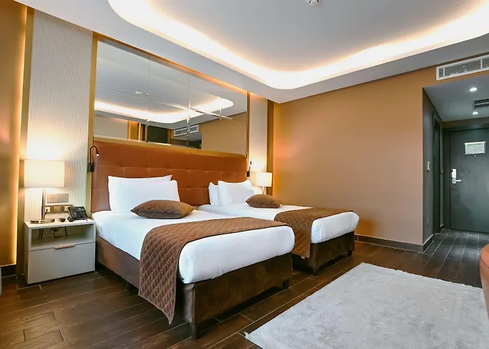 Petra Moon Luxury Hotel