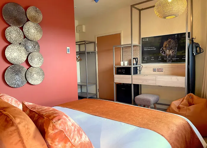 Hex Wildlife Hotel At Yorkshire Wildlife Park Doncaster