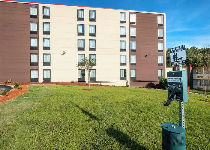 Red Roof Inn Plus+ Tuscaloosa - University