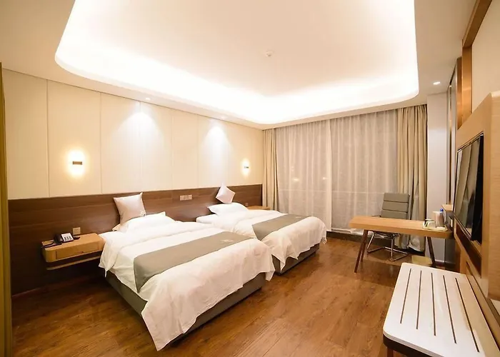 Greentree Eastern Rizhao High Speed Railway Station Hotel