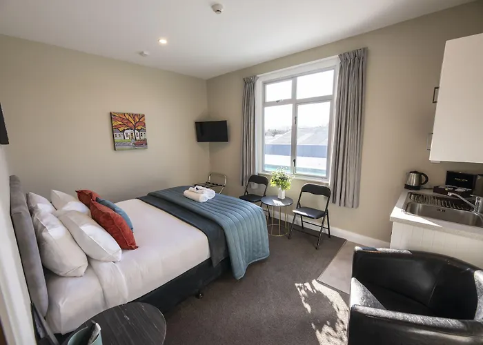 The Amberley Hotel