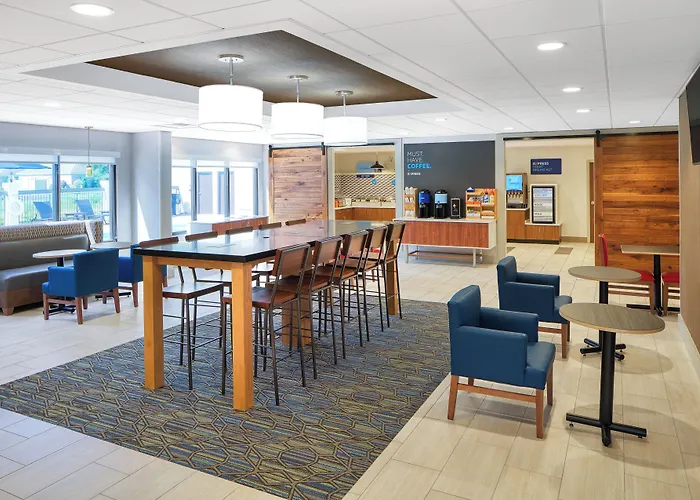 Holiday Inn Express Statesboro By Ihg