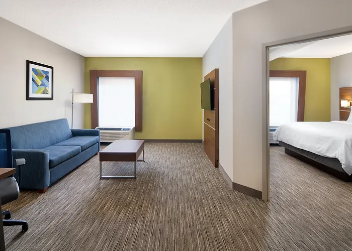 Holiday Inn Express Statesboro By Ihg