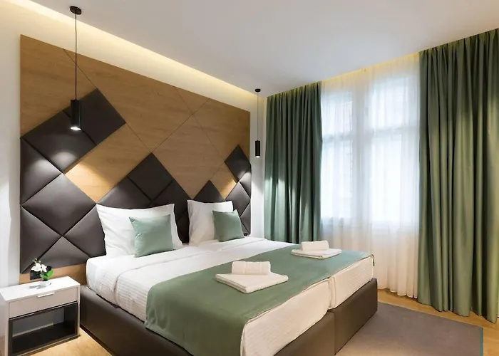 Capital Hotel Garni