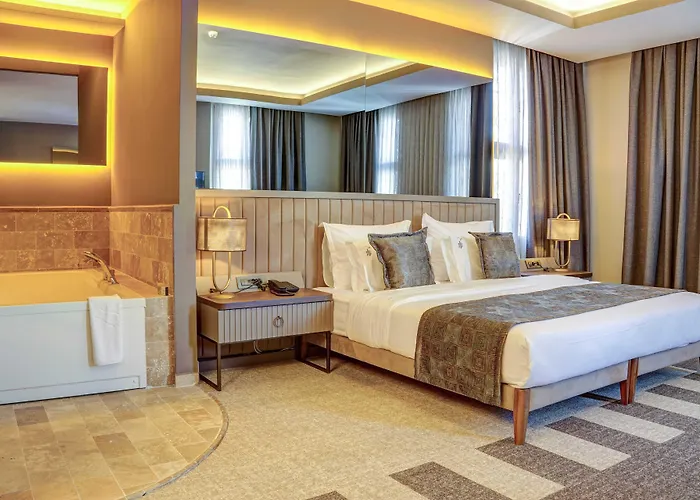Four Mansions Hotel