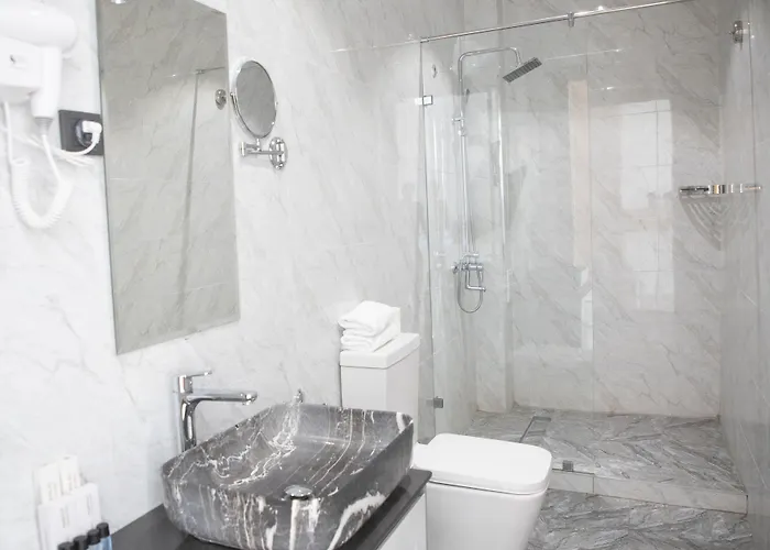 Hotel Marwa Tashkent Pool&Spa