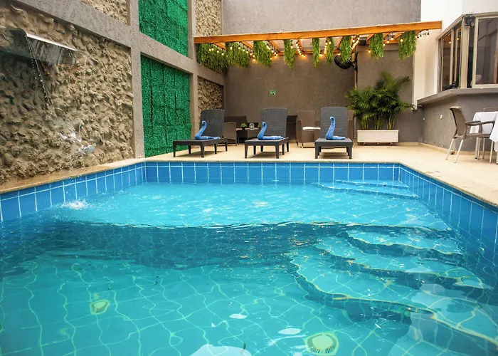 Hotel El Marques De Manga