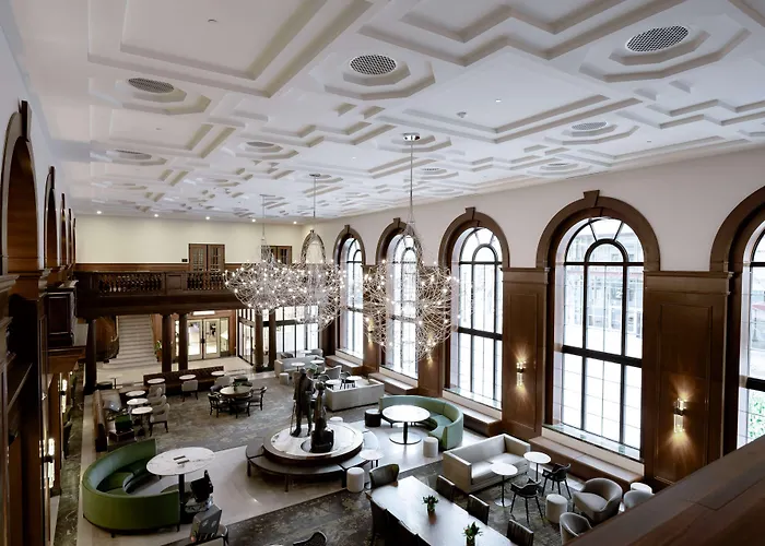 Hotel Fort Des Moines, Curio Collection By Hilton