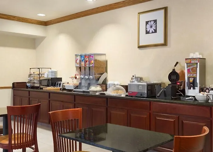 Country Inn & Suites By Radisson, Columbia, Mo