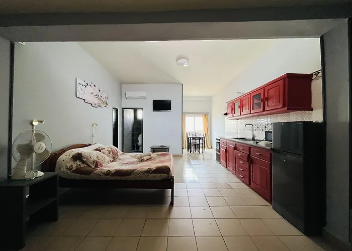 Hotel - Appartement Meuble " Les Flots Bleu "