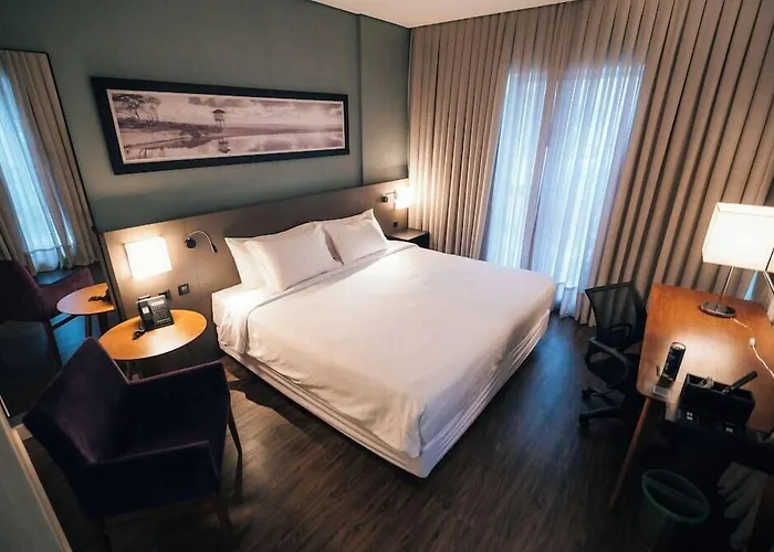 Hilton Garden Inn Praia Brava