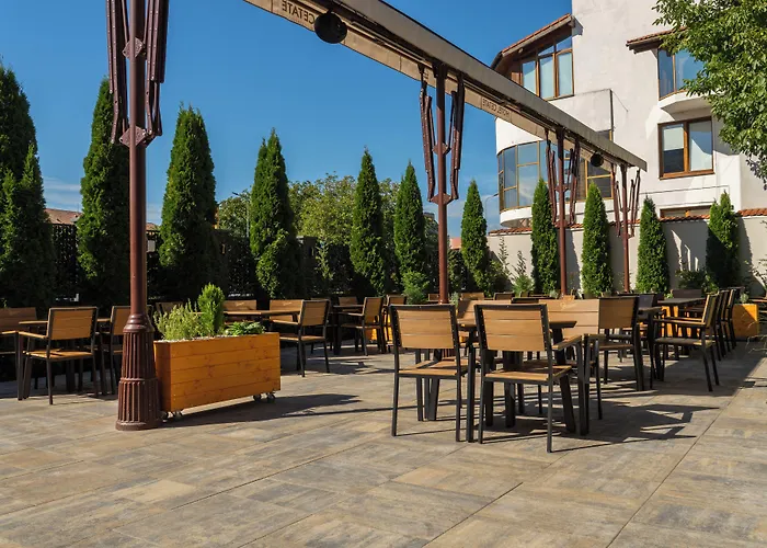 Hotel Cetate