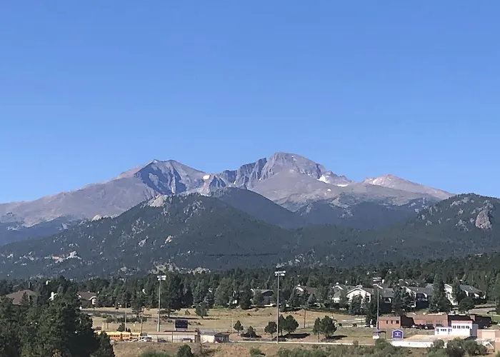 Estes Lake Lodge