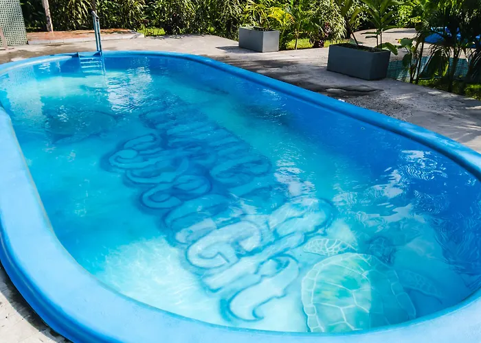 Hotel Tortuguero Beachfront