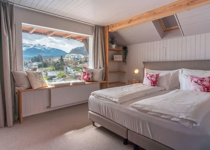 La Belle Vue Boutique Hotel & Cafe