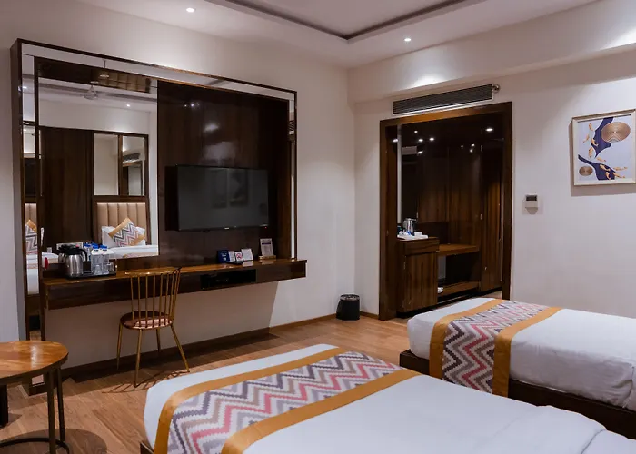 Oaktree Hotel