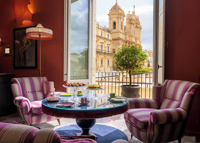 Q92 Noto Hotel