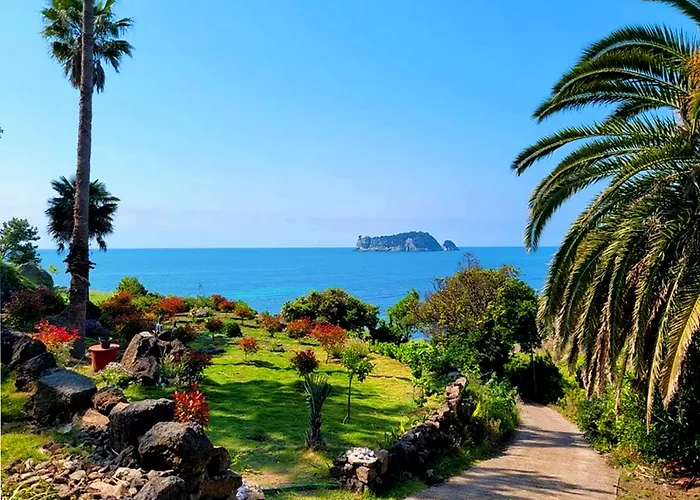 Goldone Hotel & Suites