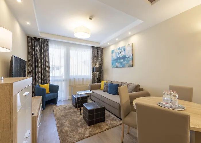 Silver Crown Hotel & Residence, Palace Quarter