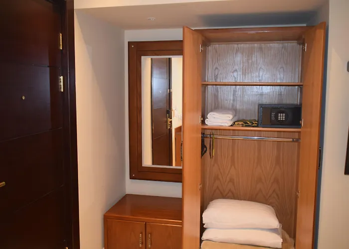 Omar El Khayam Al Minya Hotel - Luxury Accommodation