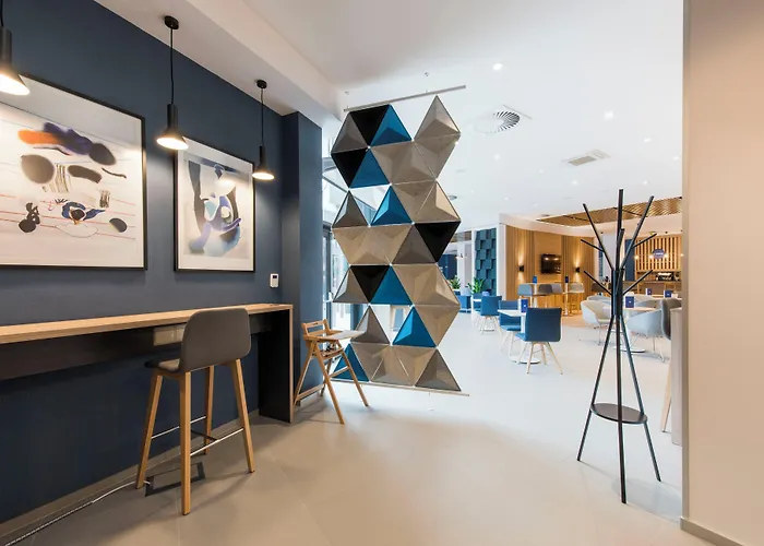 Holiday Inn Express Warsaw - Mokotow By Ihg
