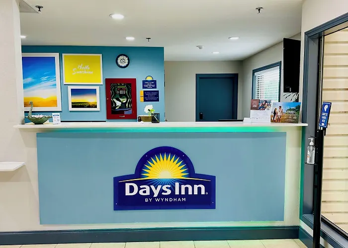 Days Inn & Suites By Wyndham Wynne