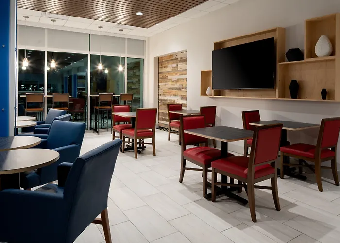 Holiday Inn Express & Suites - Bullhead City By Ihg