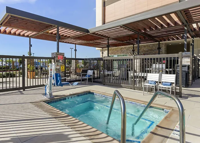 Home2 Suites By Hilton Redlands