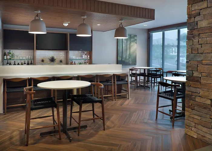 Fairfield Inn & Suites By Marriott Athens-University Area