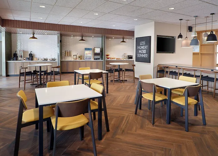 Fairfield Inn & Suites By Marriott Athens-University Area