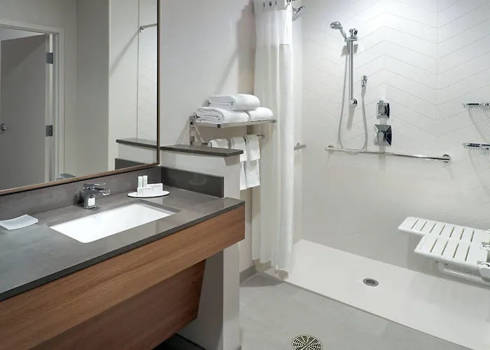 Fairfield Inn & Suites By Marriott Athens-University Area
