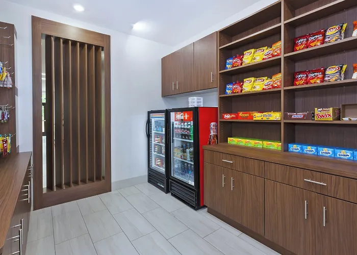 Holiday Inn Express & Suites Painesville - Concord By Ihg