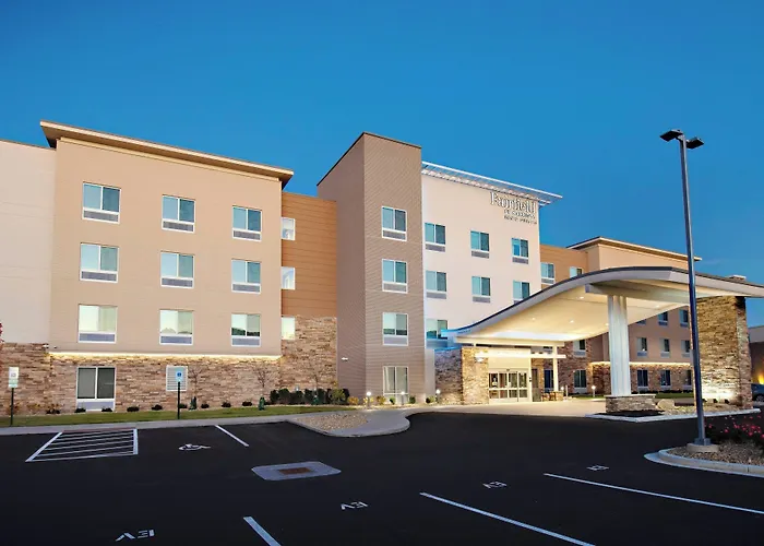Fairfield Inn & Suites By Marriott Dayton North