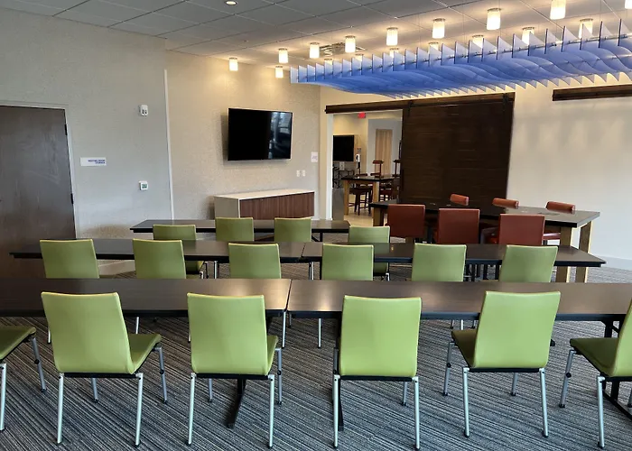 Holiday Inn Express & Suites Tuscaloosa East By Ihg