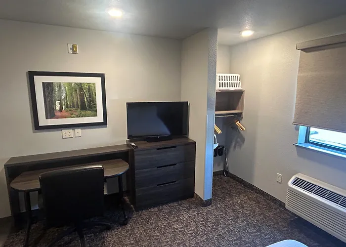 Executive Residency By Best Western Medford
