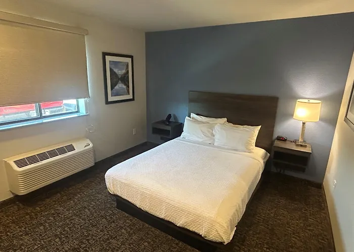 Executive Residency By Best Western Medford