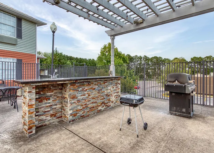 Surestay Hotel By Best Western Tuscaloosa Southeast