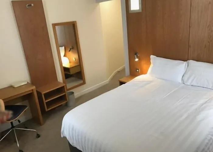 Corona Hotel Rotherham Sheffield Meadowhall