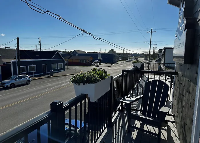 Dock Street Inn