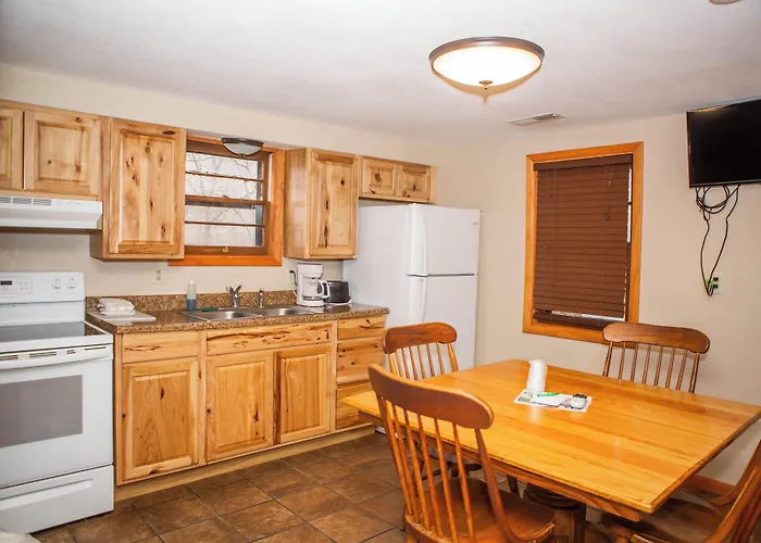 Montauk Lodge