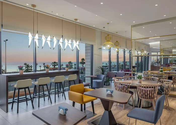 Hampton By Hilton Kuwait Salmiya