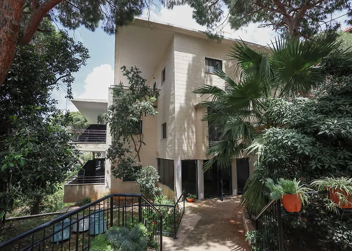 Domus Carmel Hotel