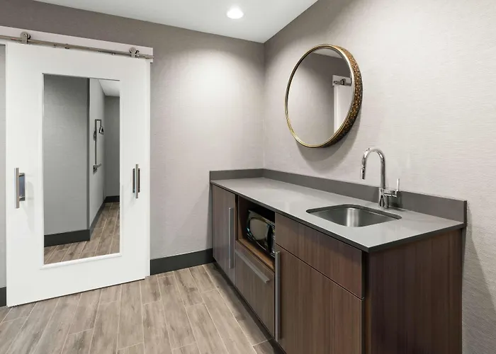 Hampton Inn & Suites Spokane Downtown-South